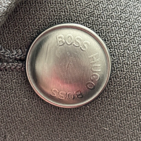 BOSS Hugo Boss Men's Classic Virgin Wool Sport Black Blazer HB Embroidered Crest - Picture 6 of 15